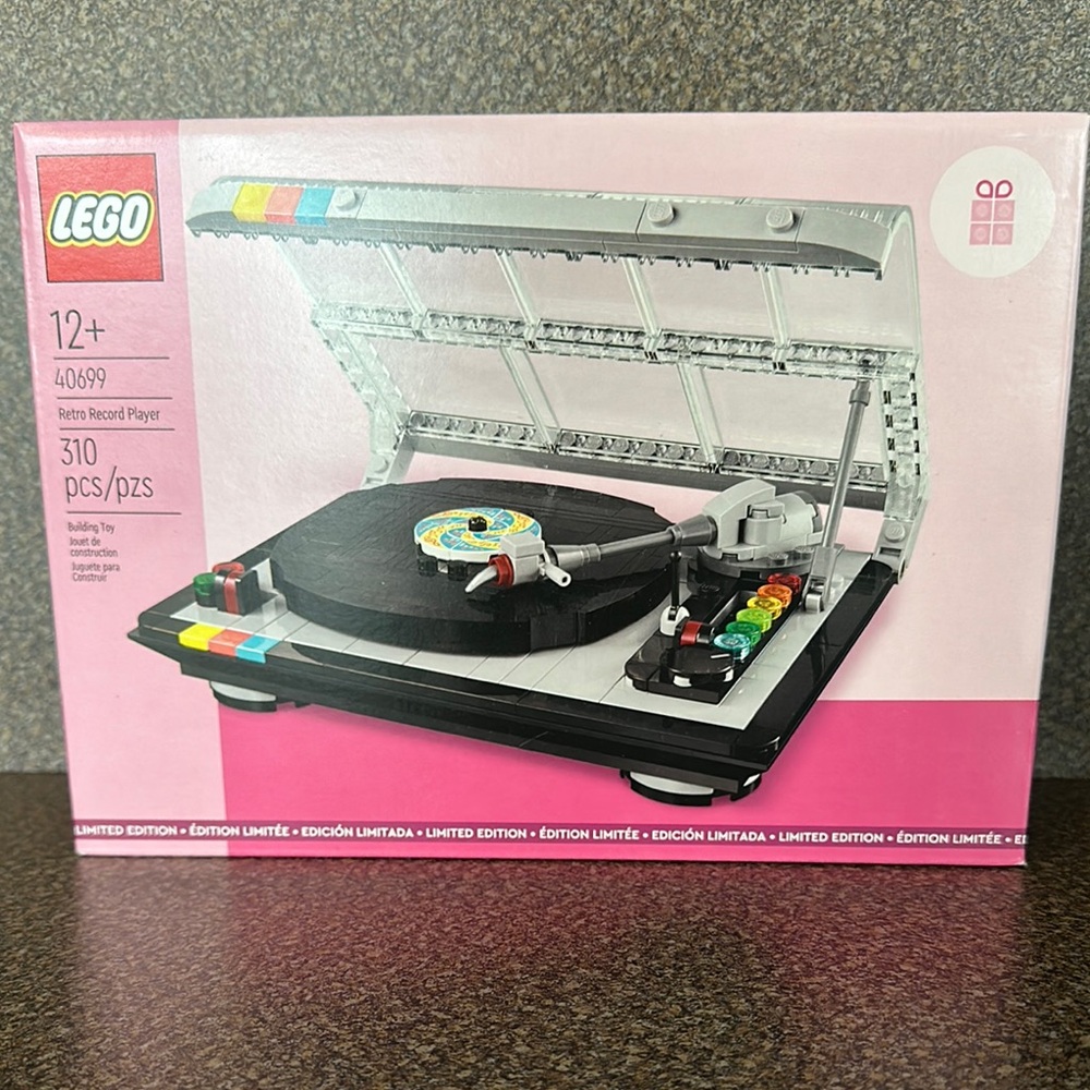 LEGO Vintage Turntable Set